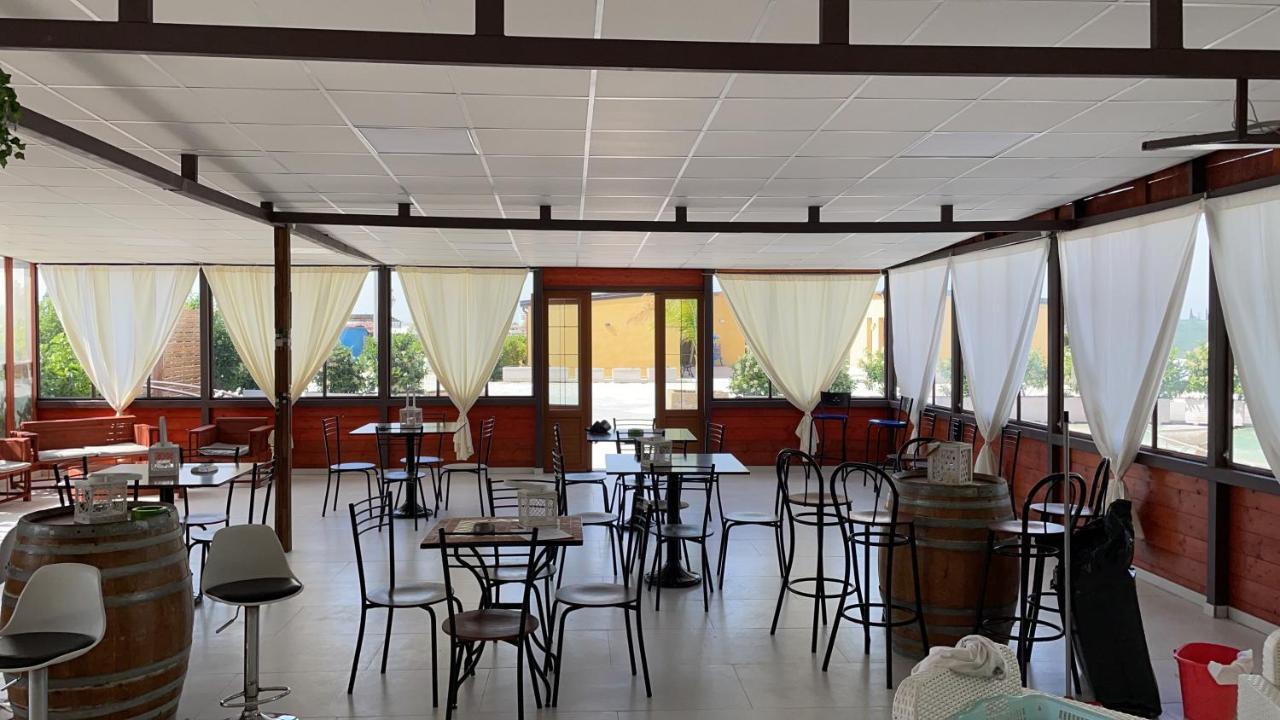 Casa Acito Bed & Breakfast Stornara Luaran gambar