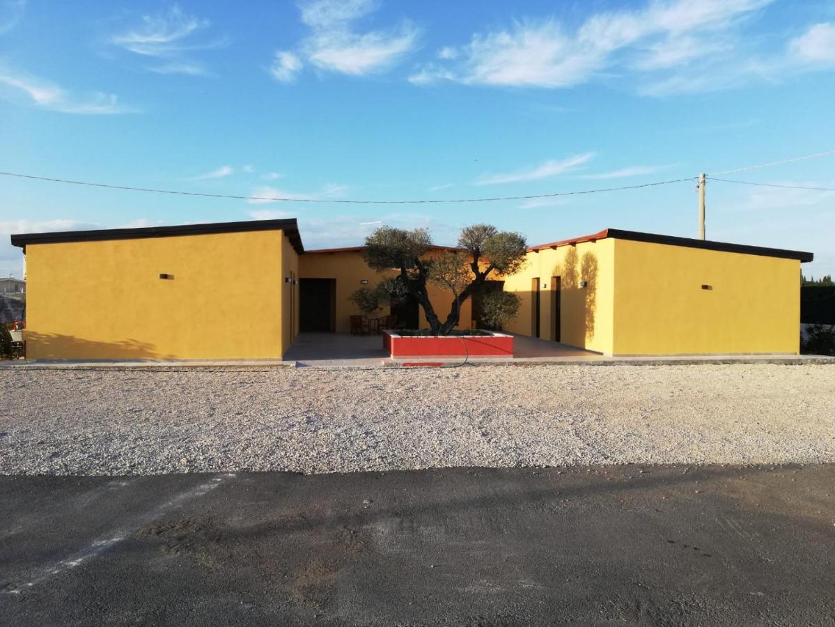 Casa Acito Bed & Breakfast Stornara Luaran gambar