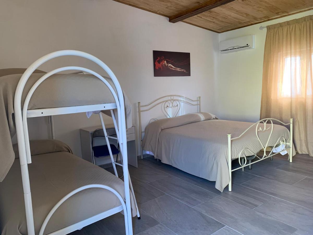 Casa Acito Bed & Breakfast Stornara Luaran gambar